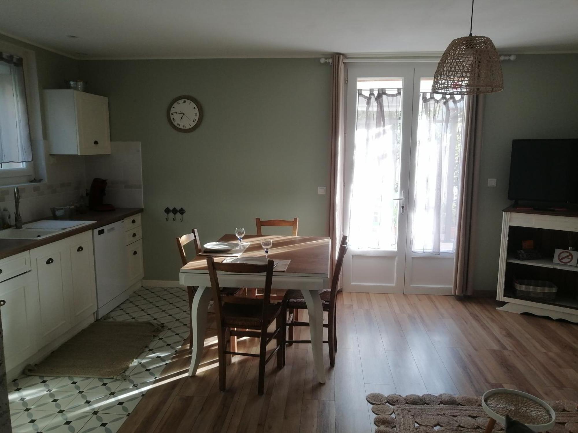 La Maison De 6Fran Appartement 2 Chaleureux Et Calme Ambiance Familiale Valros Dış mekan fotoğraf