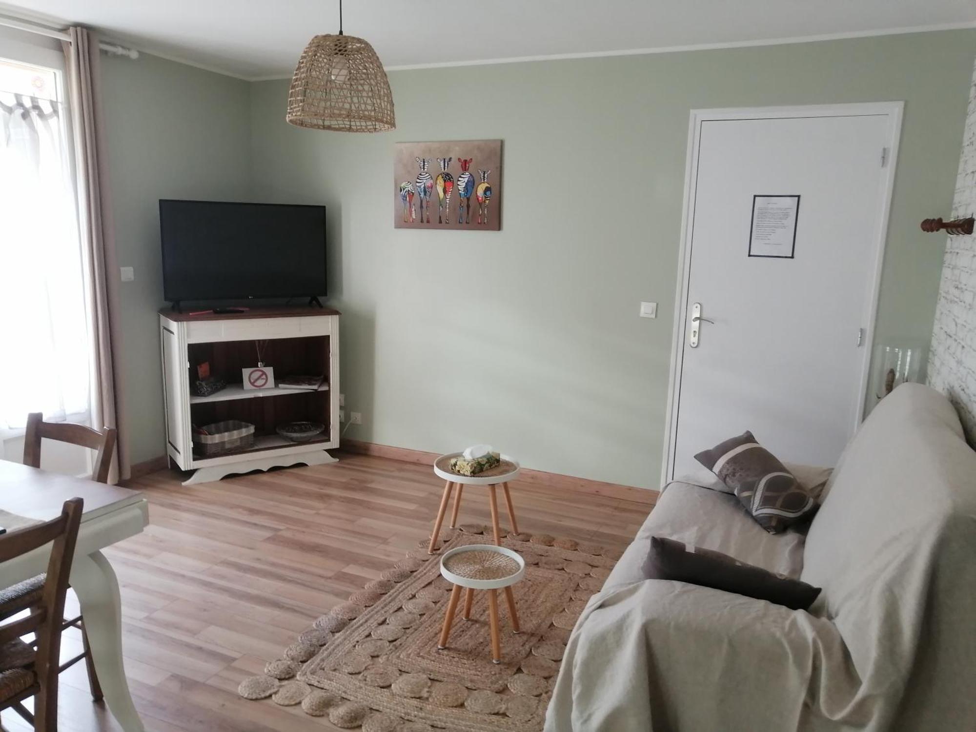 La Maison De 6Fran Appartement 2 Chaleureux Et Calme Ambiance Familiale Valros Dış mekan fotoğraf